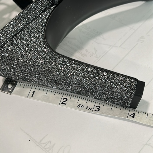 Nine West heels - Picture 7 of 8